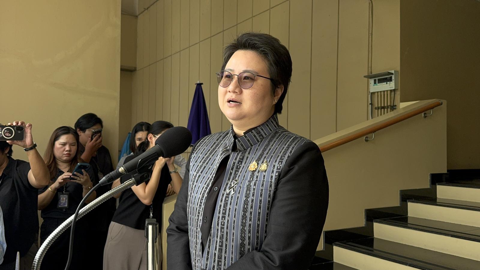 Thailändischer Vize-Minister verteidigt 'TH-AI Passport'-Projekt gegen Kritik der Opposition