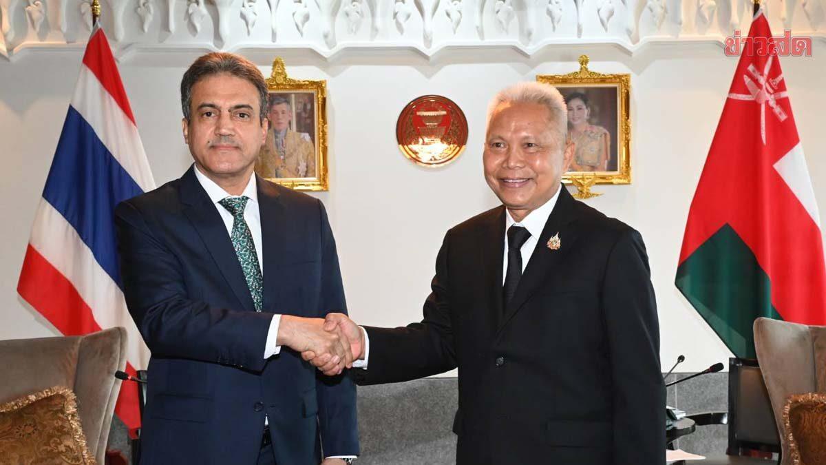Thailands Parlamentspräsident stärkt die Beziehungen zu Oman