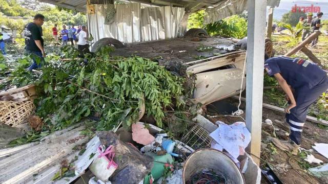 Supercar Accident in Phetchabun Leaves Three Injured
