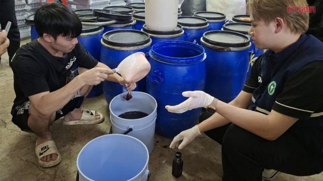 Les autorités démantèlent une importante opération de sirop contre la toux contrefait à Samut Sakhon