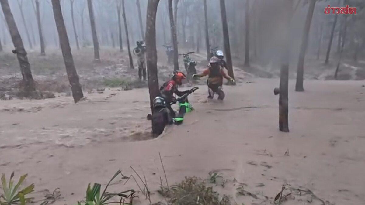 Enduro Riders Caught in Flash Flood in Rayong