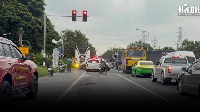 Employee Bus Collision Results in 25 Injuries