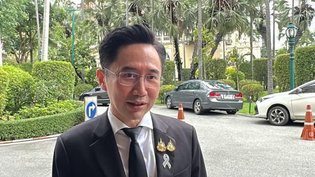 Cinco ministérios do Pheu Thai planejam projetos financiados por empréstimos