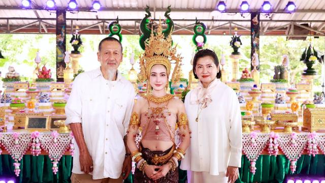 Taew Natapohn Performs Ritual at Kham Chanod for 'Nakee 3' Film
