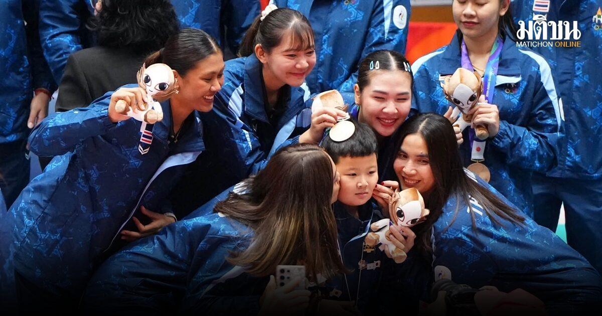Coach Aod Praises Thai Women's Volleyball Team for Grueling Schedule