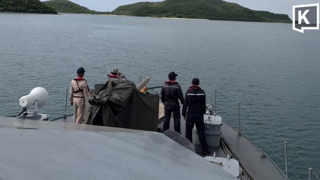 Thai Navy Launches Search for Five Missing Crew Members Following Boat Sinking