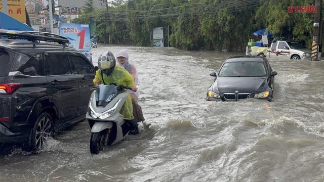 Heavy Rainfall Causes Flash Flooding in Pattaya