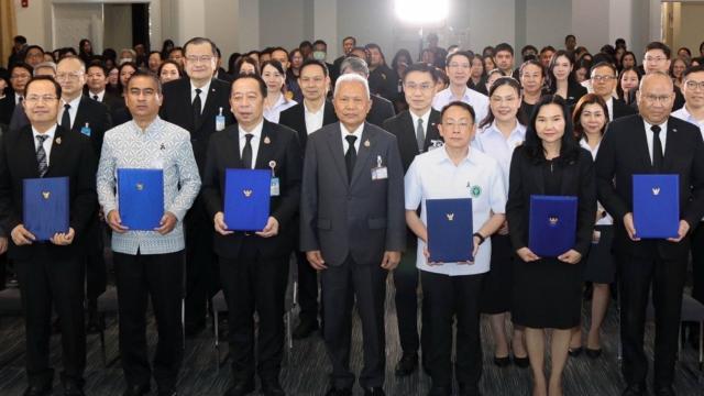 รัฐบาลไทยเปิดตัวโครงการความร่วมมือ 6 หน่วยงานเพื่อส่งเสริมการพัฒนาเด็กและเยาวชน