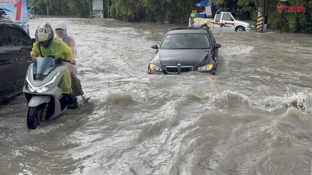 Heavy Rainfall Causes Severe Flooding in Pattaya