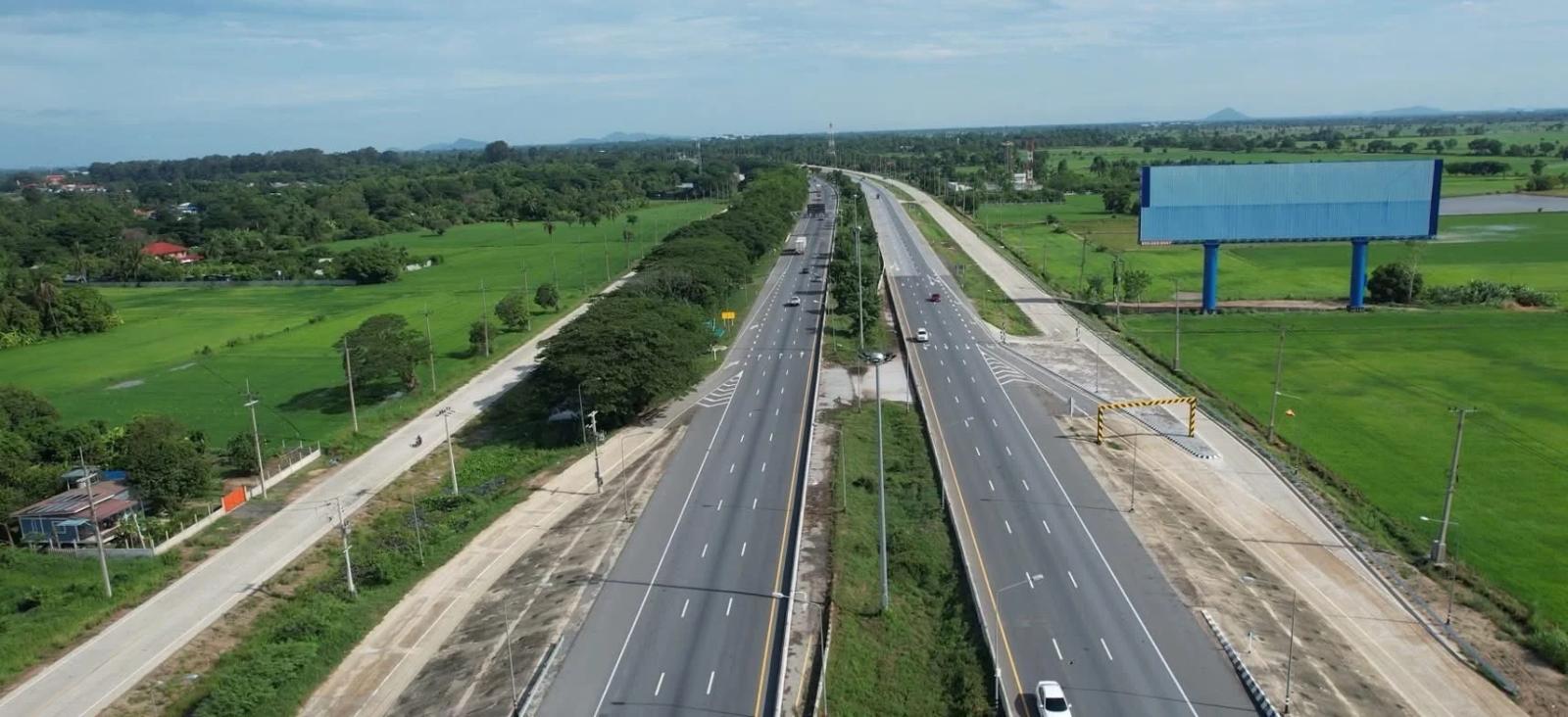 New Frontage Road Completed on Highway 32 in Chai Nat