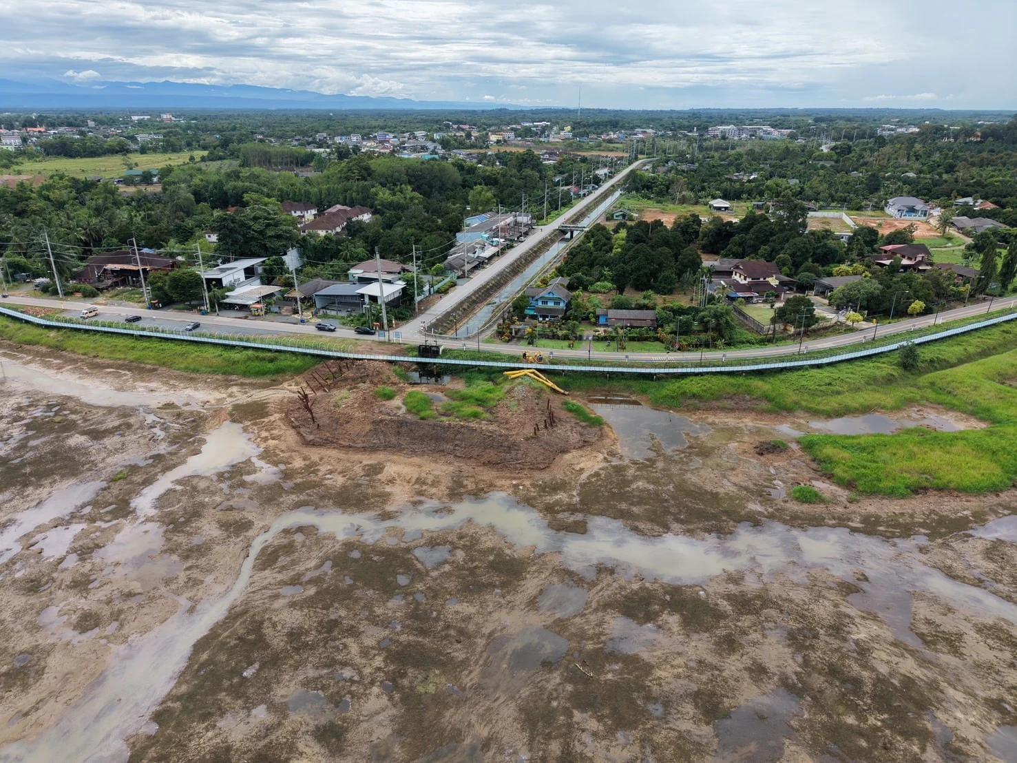 Trat Irrigation Office Lowers Sa Si Siat Reservoir Levels Ahead of Heavy Rain