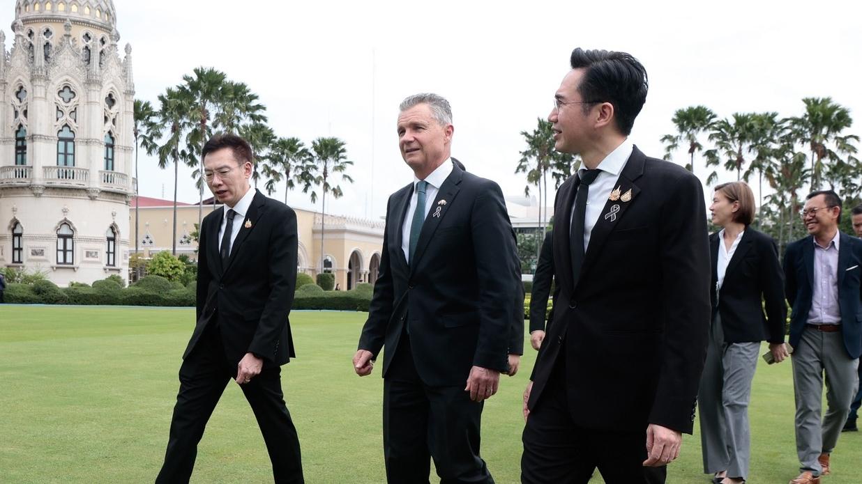 Australian Minister Visits Bangkok to Strengthen Bilateral Ties