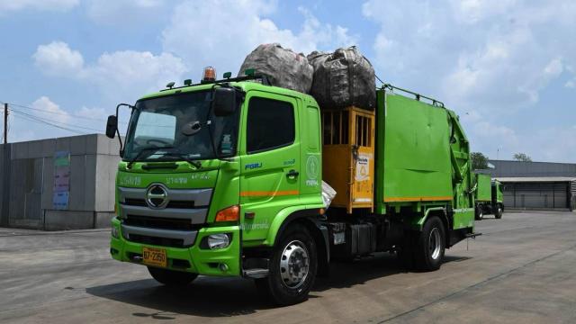 Bangkok Governor Addresses 6 Billion Baht EV Garbage Truck Procurement