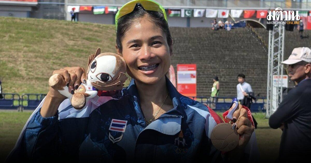 Parisa Wins Bronze in Lightweight Rowing at 2026 Asian Games