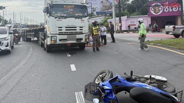 Fatal Traffic Accident at Thao Thep Krasattri-Thao Si Sunthon Monument