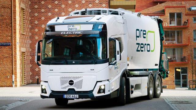European Electric Garbage Truck Market Projected to Reach 100 Billion Baht