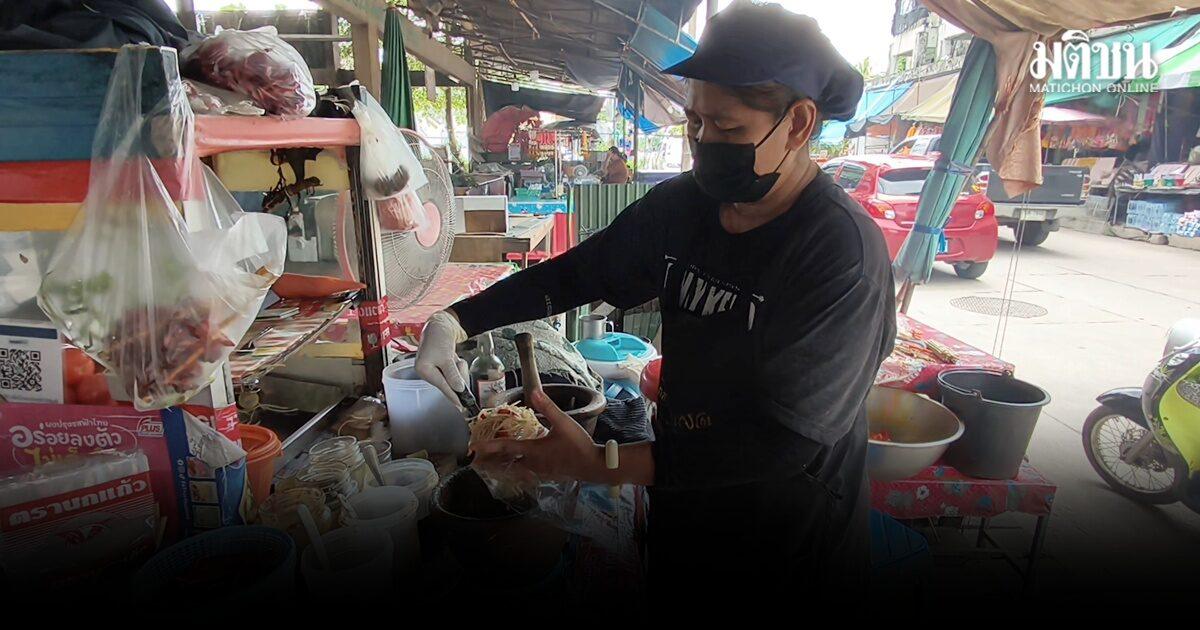 Uthai Thani Vendors Call for Extension of 'Thai Chuay Thai Plus' Program