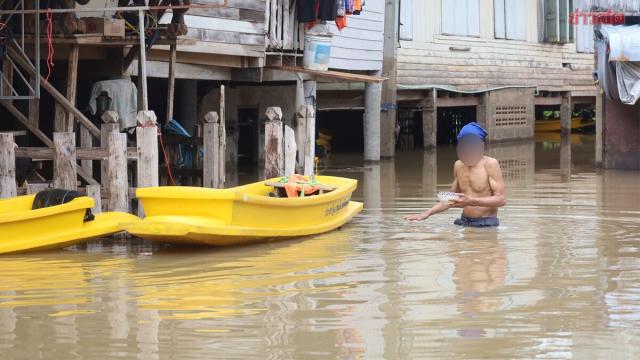 Rapid Flooding Hits Phak Hai District, Ayutthaya