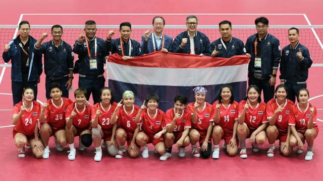 L'équipe féminine thaïlandaise de sepak takraw remporte une sixième médaille d'or