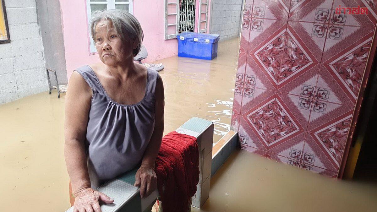 Schwere Überschwemmungen in der Provinz Ang Thong nach heftigen Regenfällen