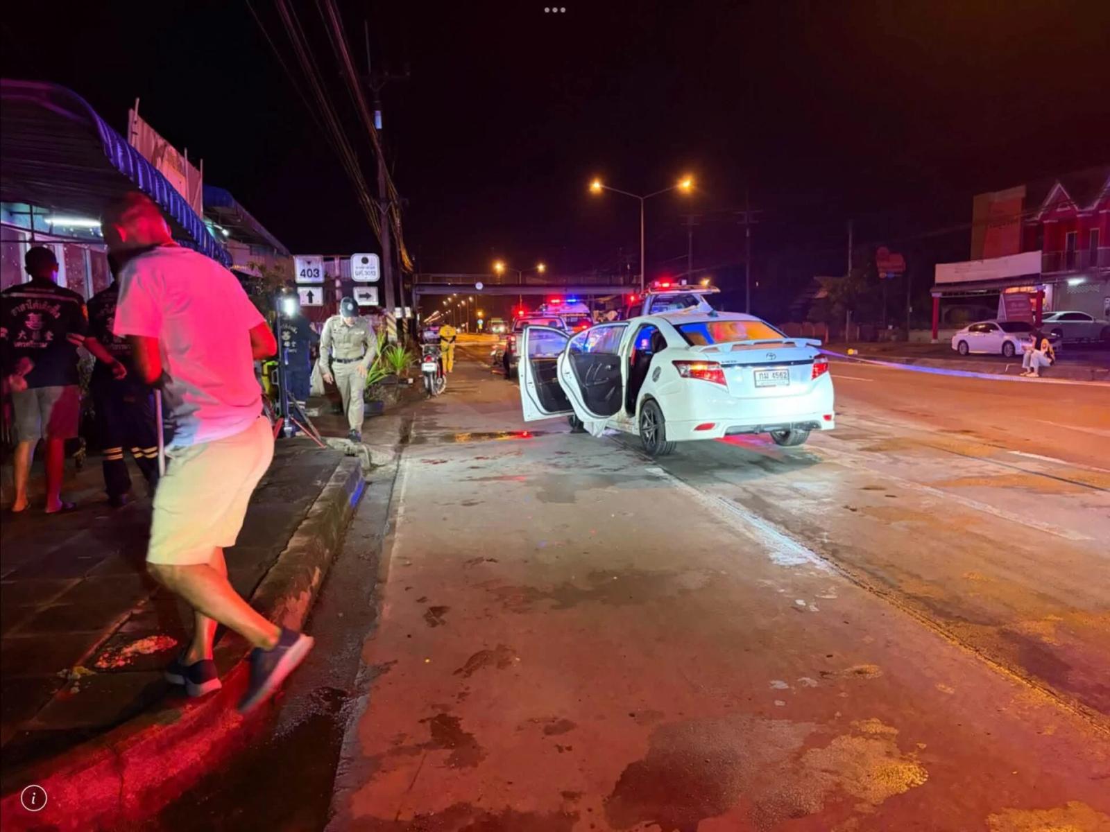 Fusillade mortelle sur la route Phra Phrom-Ron Phibun