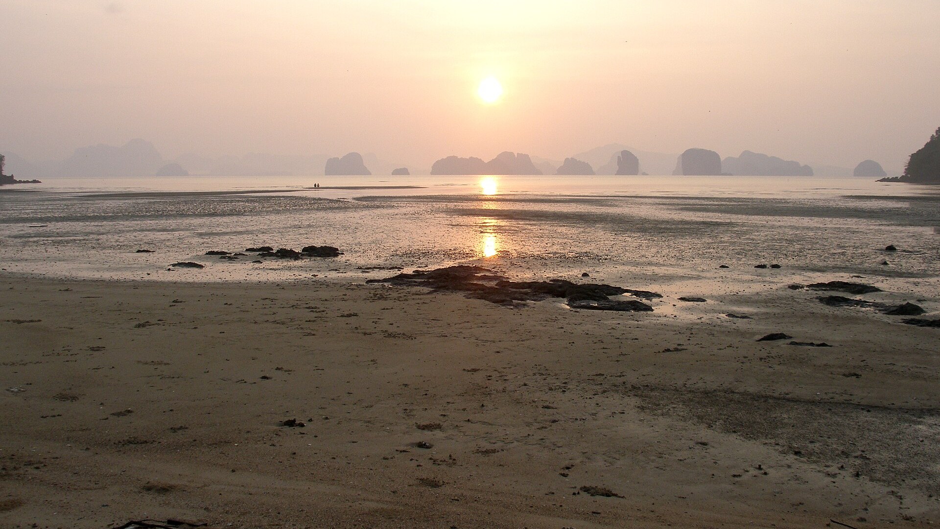 Pasai Beach & Phang Nga Bay Island Panorama