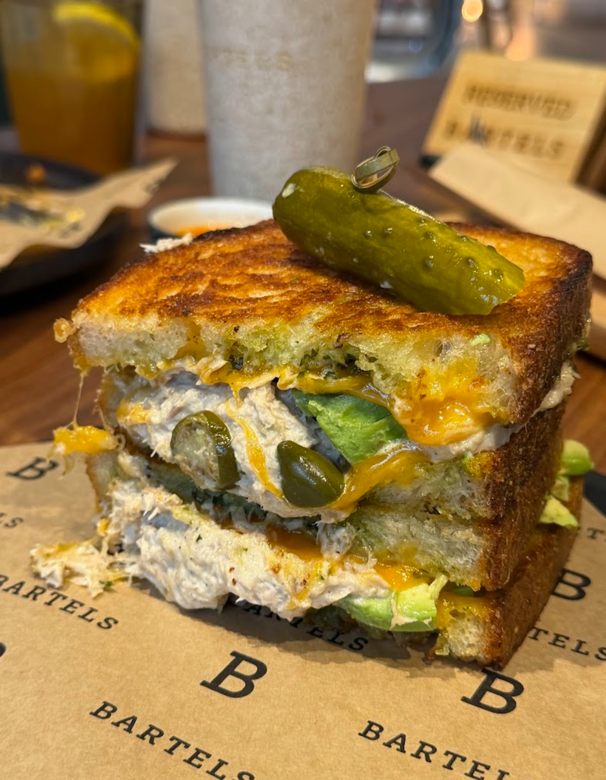แกลเลอรีรูปภาพ — BARTELS Asok - Sourdough Sandwiches, Coffee & Juicery