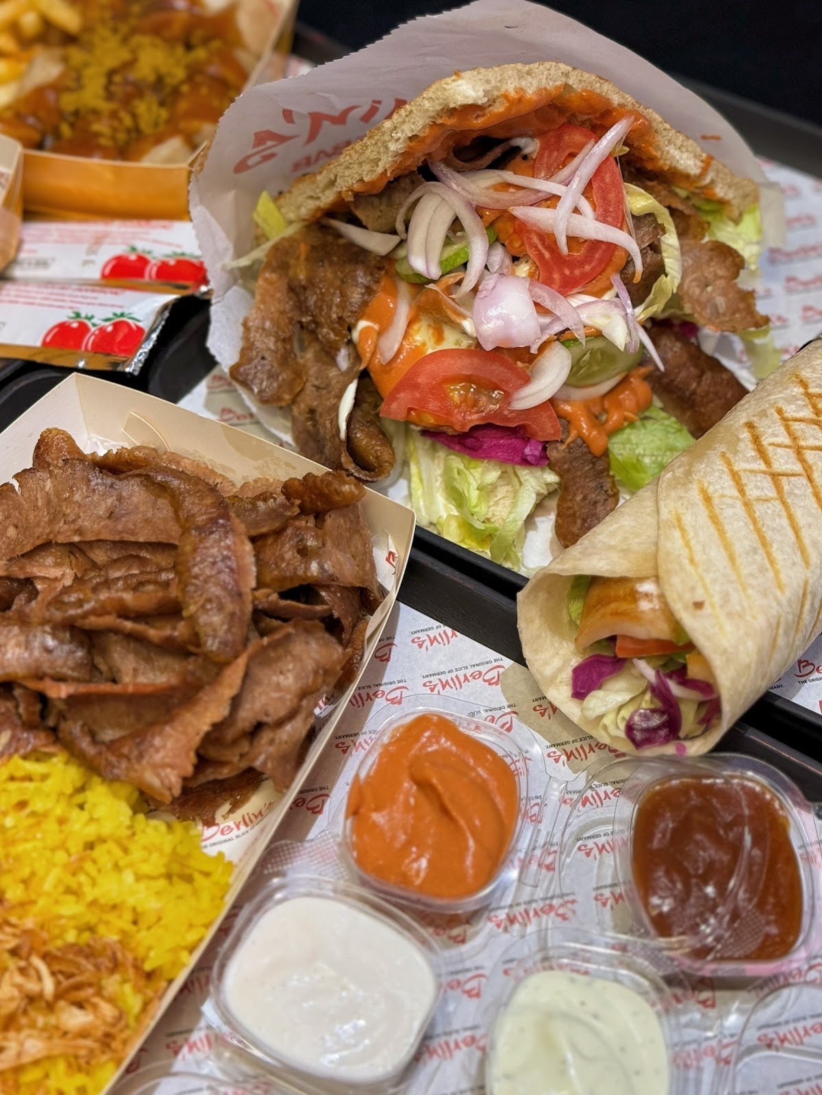 Фотогалерея — Berlin's Doner Kebab - Sukhumvit 22