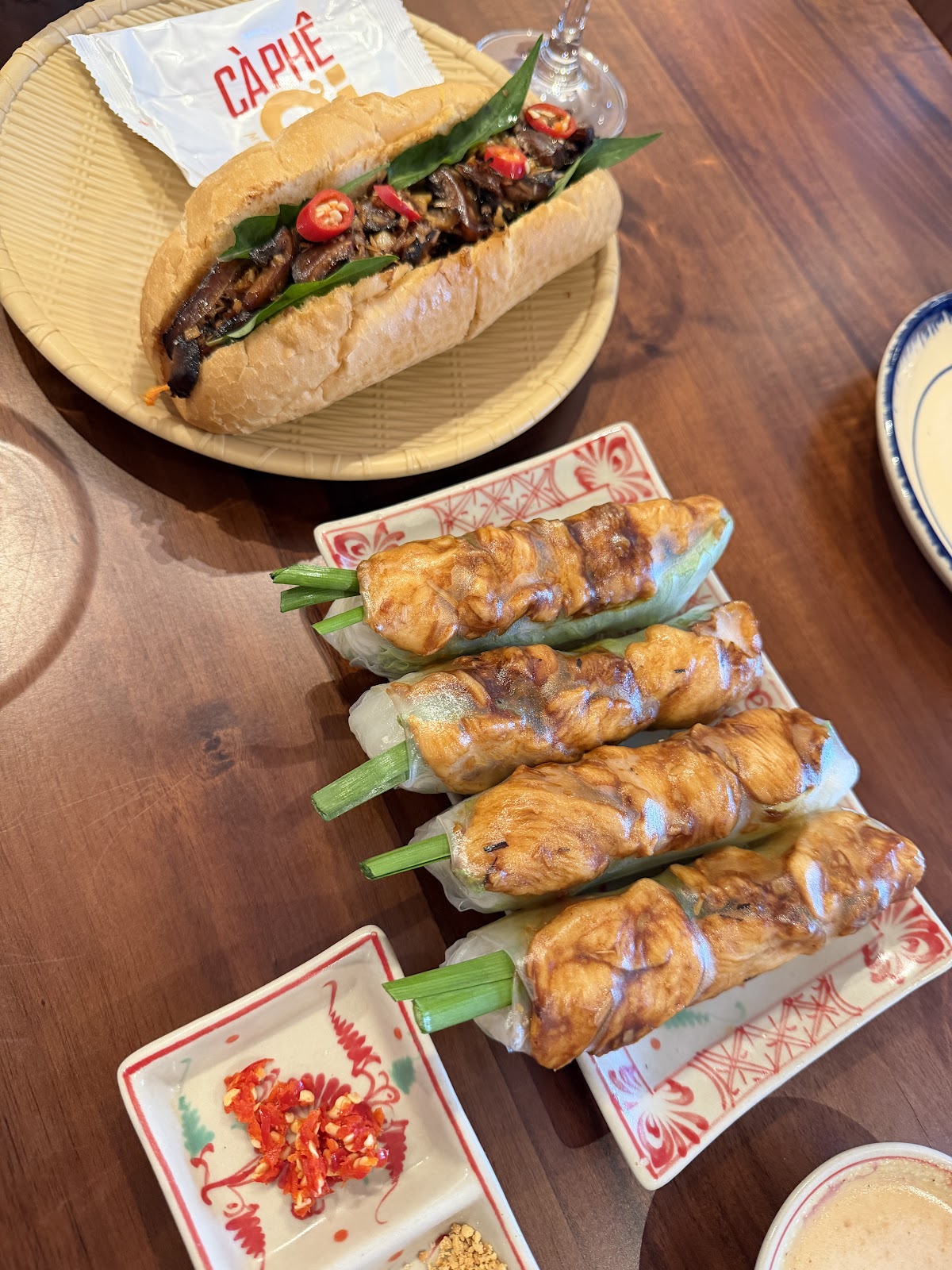 Galería de fotos — Bún Bò Ơi - Sukhumvit 49