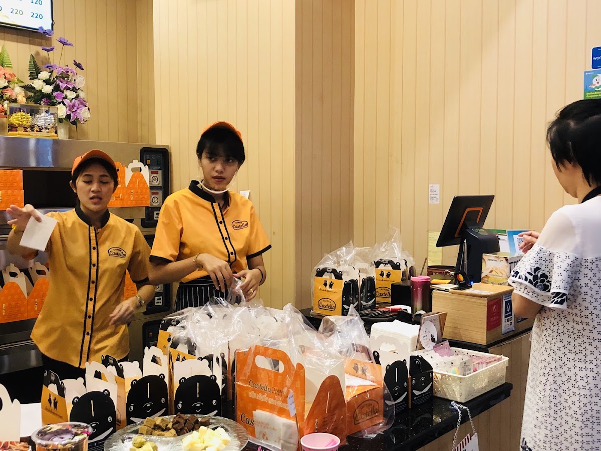 Fotogalerie — Castella Taiwan สาขา Esplanade Ratchada