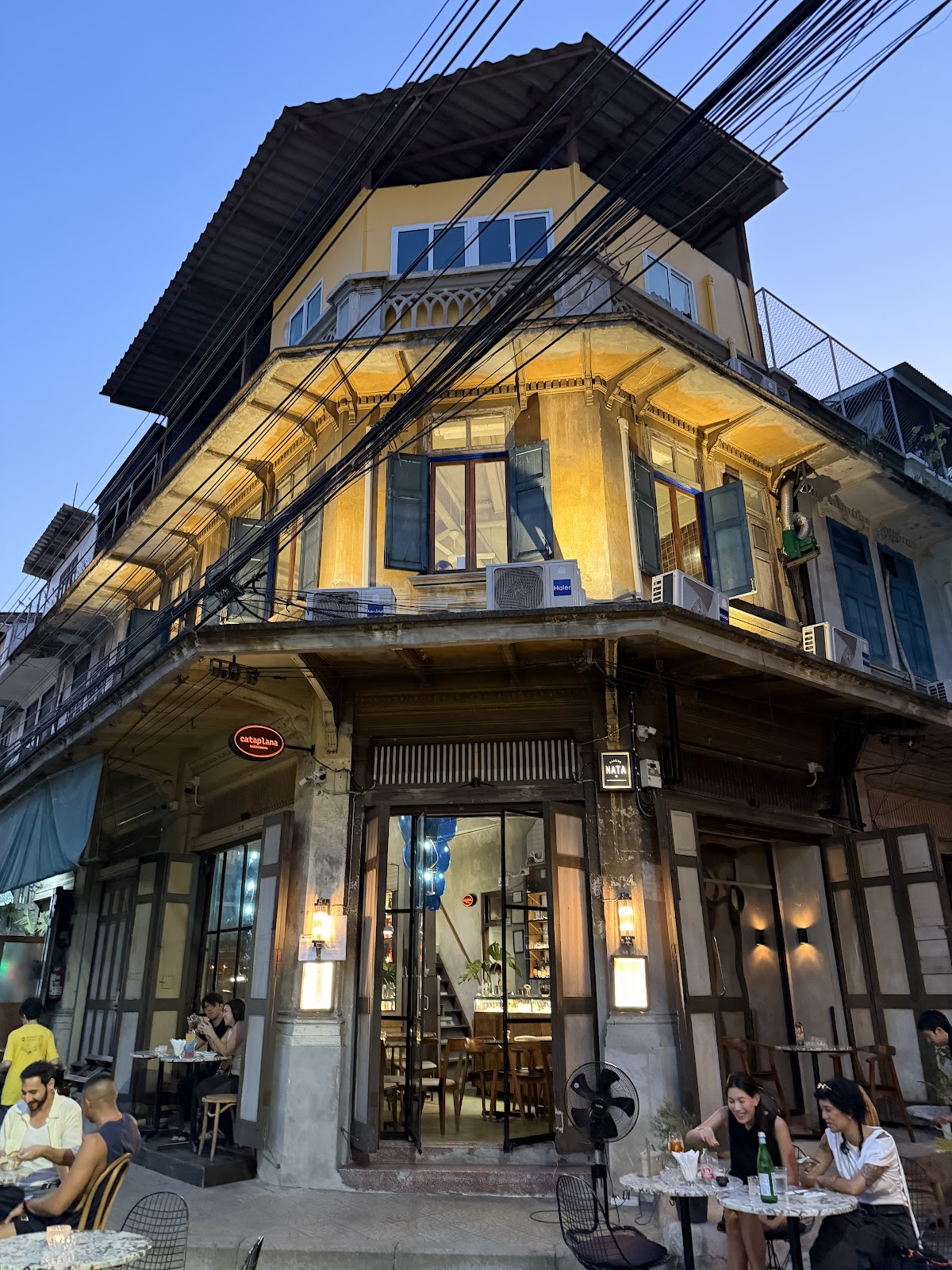 Galeria de fotos — Cataplana Bkk