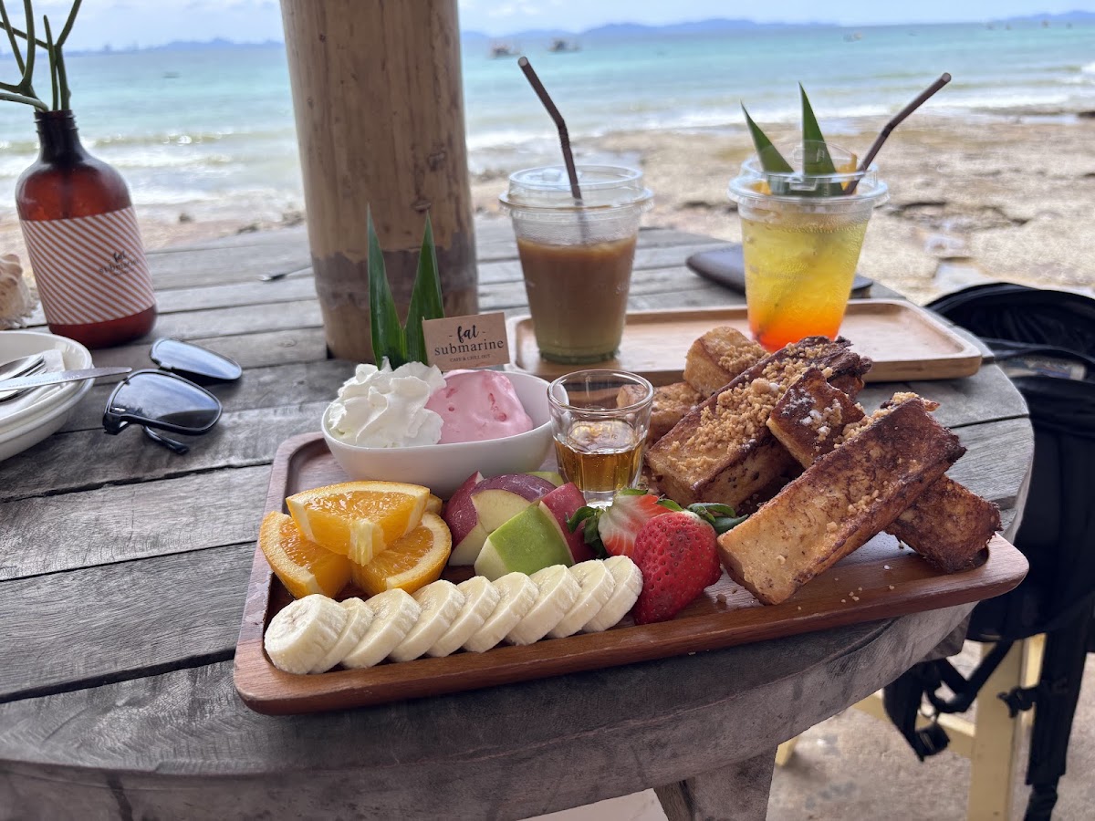 Photo Gallery — Fat Submarine Café and Restaurant