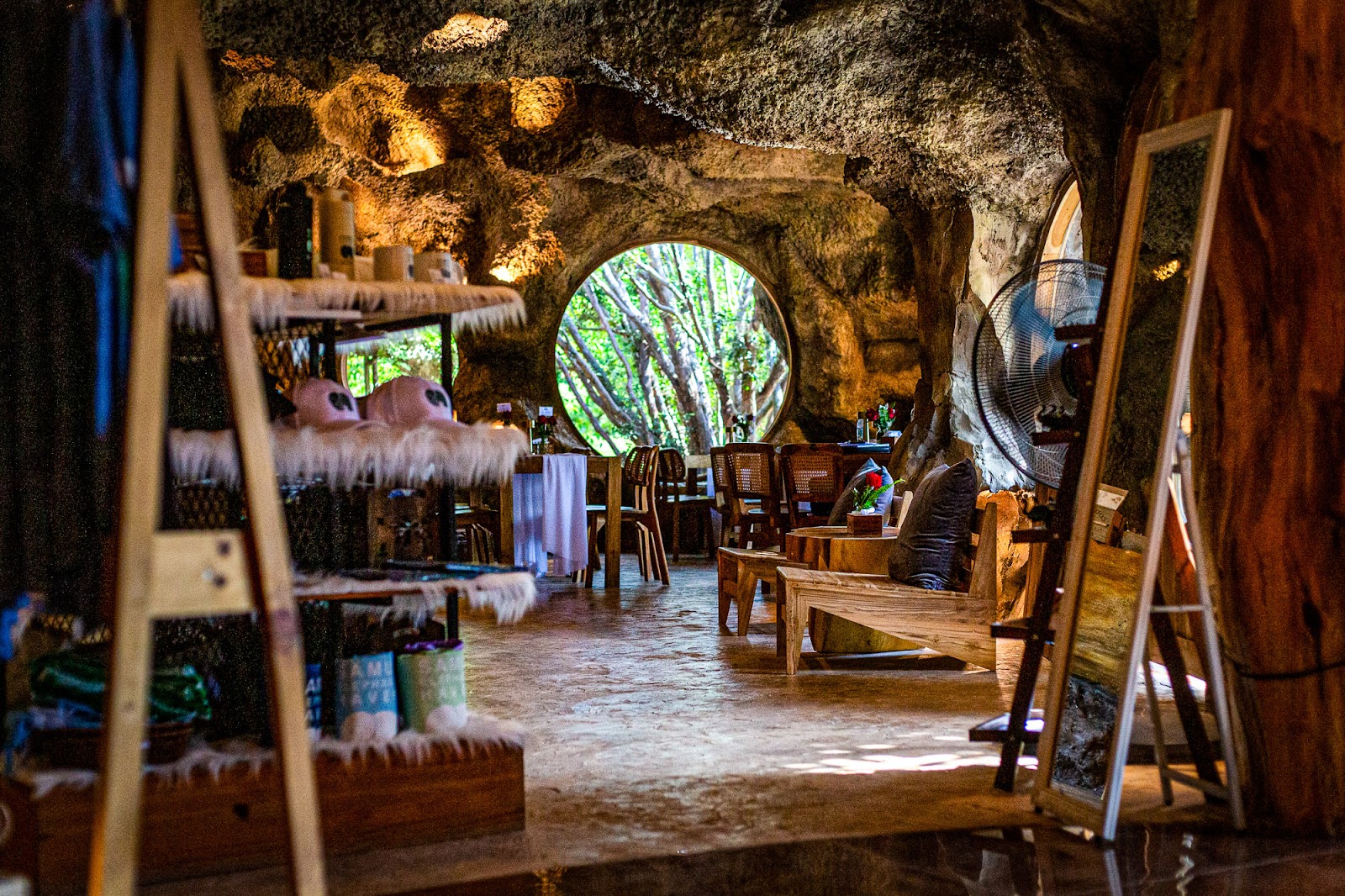 Haven Elephant Café & Restaurant