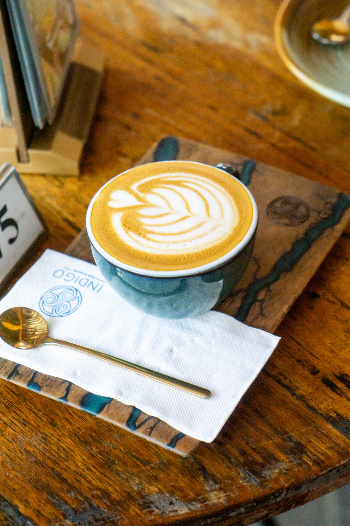 Galleria fotografica — Indigo Cafe & Eatery Thongsala