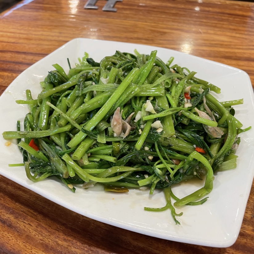 Photo Gallery — Krua Khun Puk