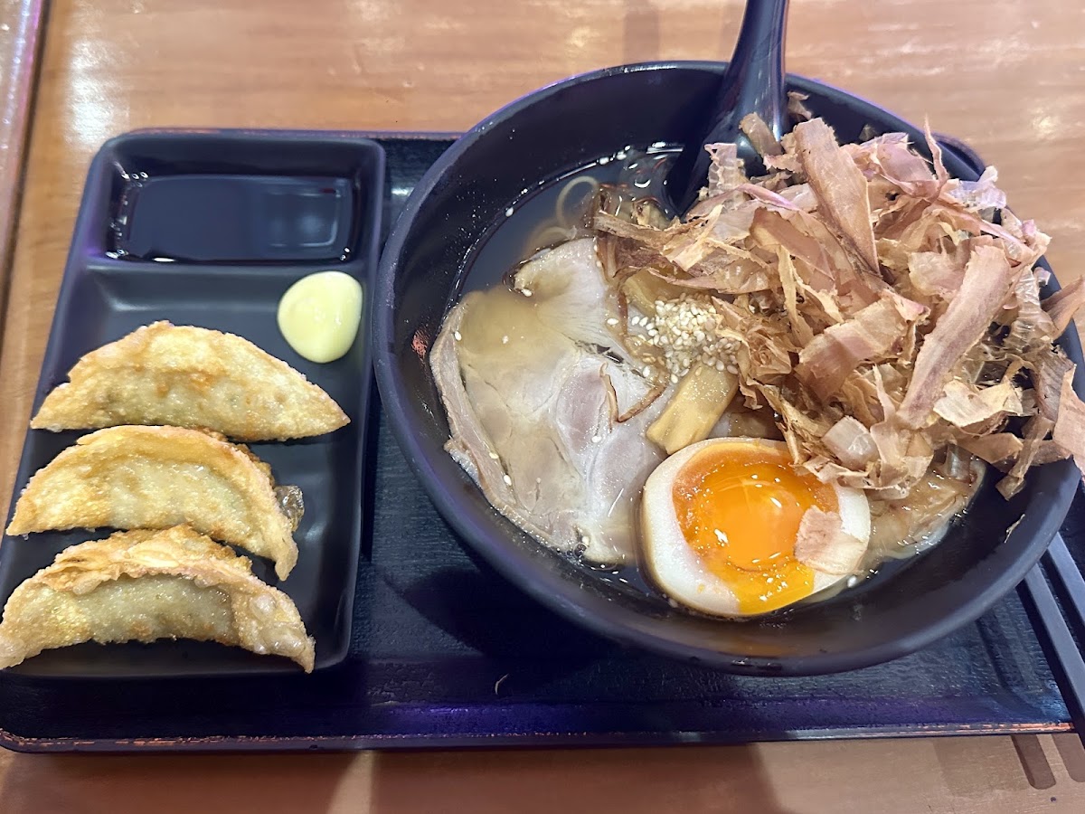 Photo Gallery — Ramenga ราเมงอะ Siam Square.